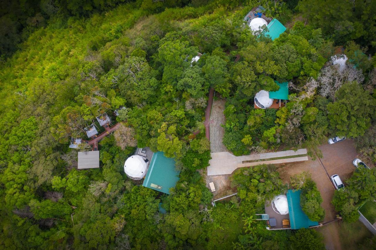 Chira Glamping Monteverde Hotel Exterior photo